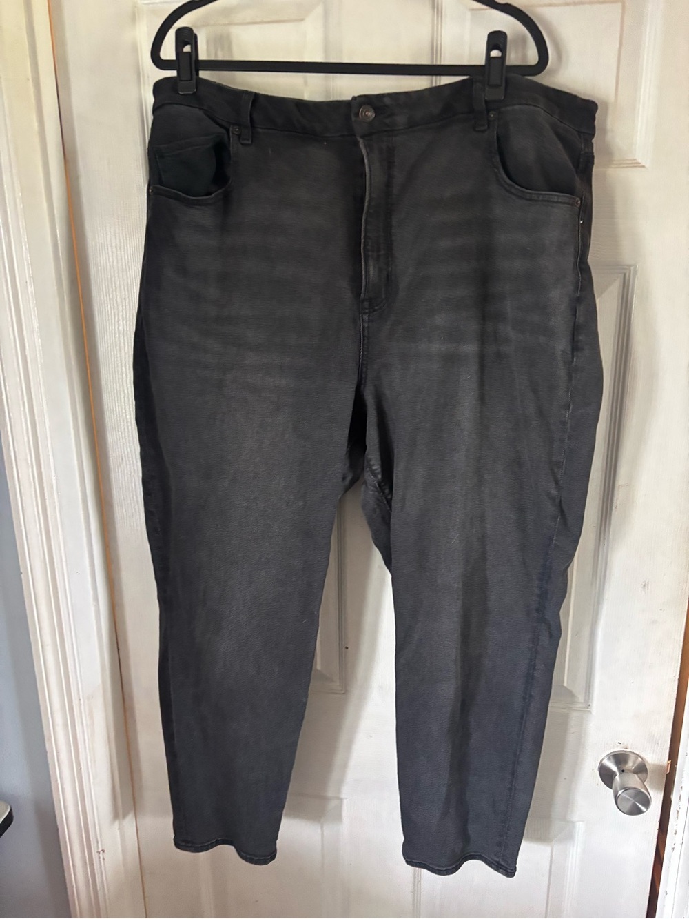 American Eagle Outfitters High-Rise Black Jeans